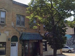 3528 N Oakland Ave #5, Milwaukee, WI 53211