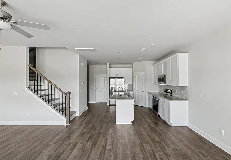 Kindrey Townhomes — Photo 2
