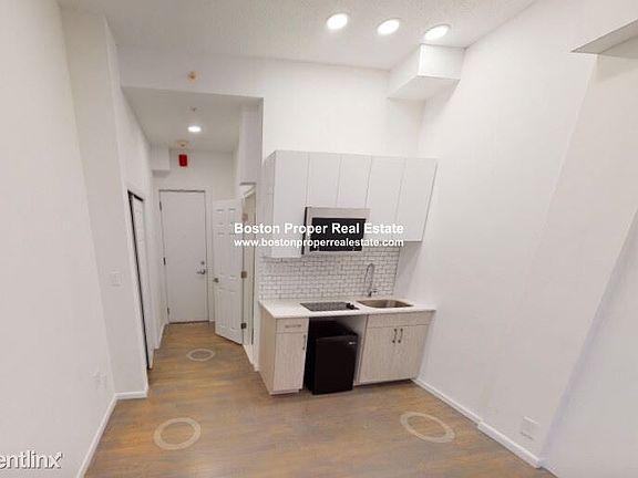 270 Newbury St. #1 Boston - Back Bay Unit Photo 1