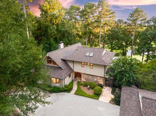 1201 Lakeview Ct, Greensboro, GA