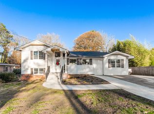 1635 Spruce Valley Dr, Decatur, GA 30033