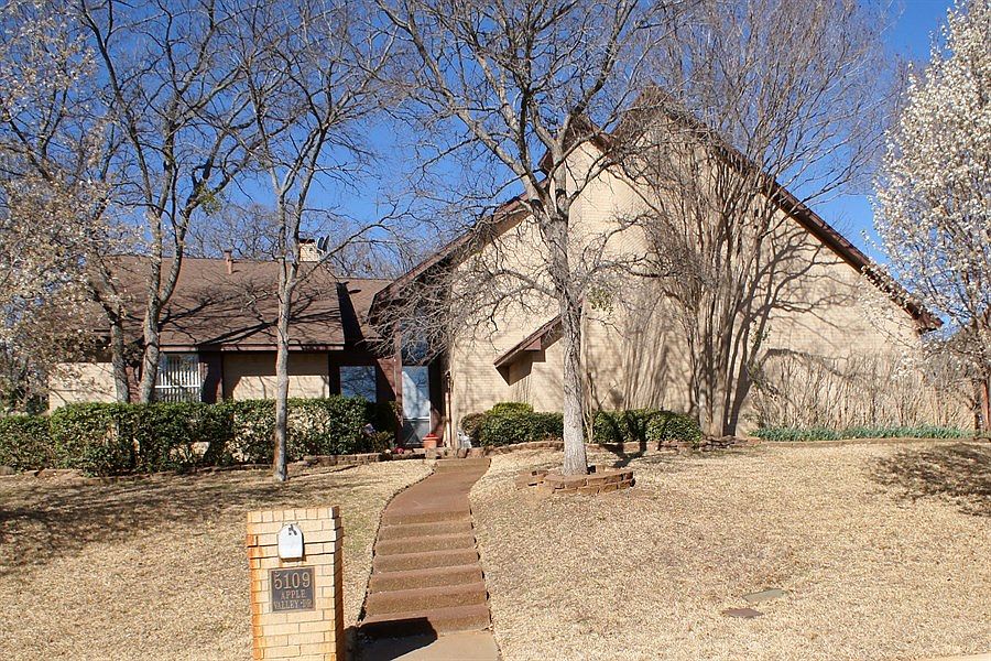 1st image of 5109 Apple Valley Dr