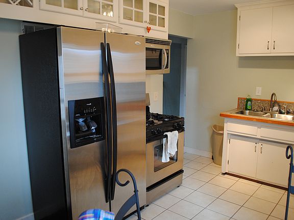 2nd image of 8739 Van Buren St NE