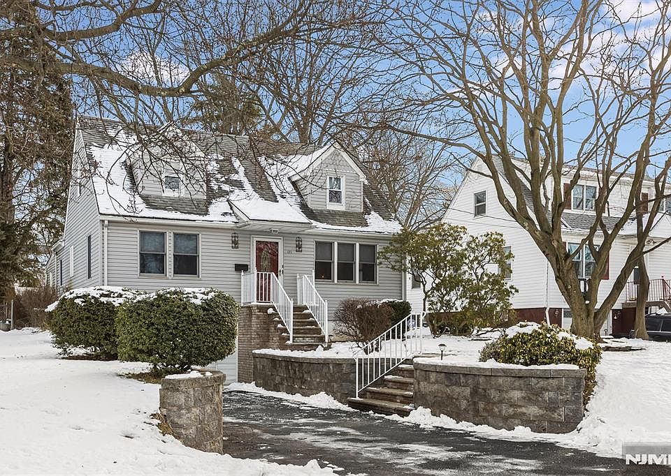 1st image of 171 Sadler Rd