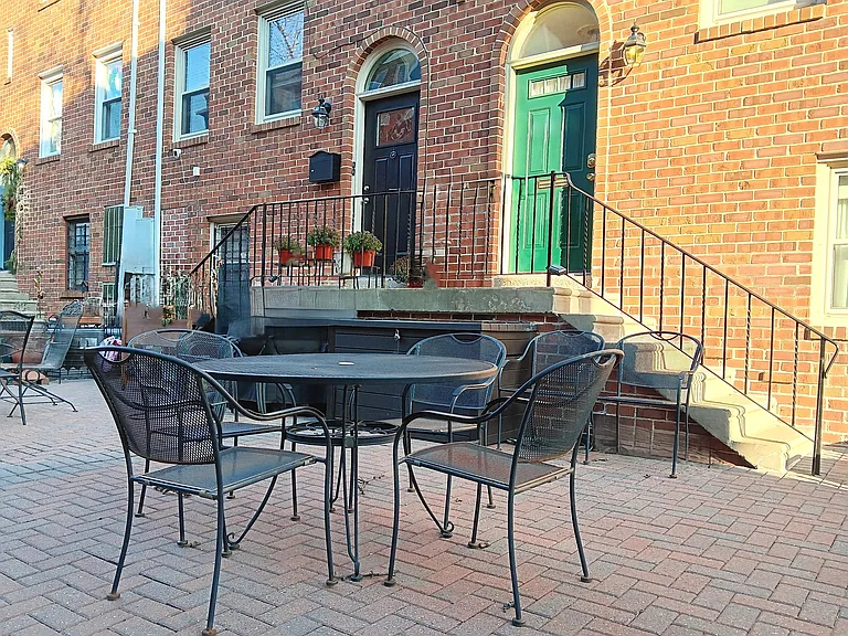 836 S Howard St #B — Photo 35