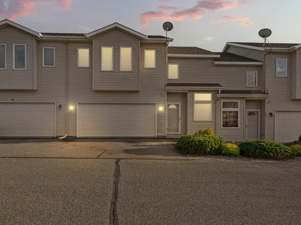 706 1st St NW, New Prague, MN 56071