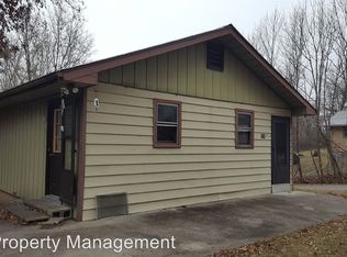 716 Bluejay Dr, Carbondale, IL 62902