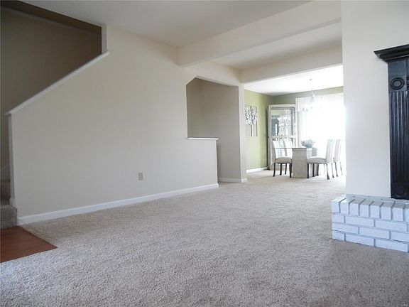 4th image of 1320 Cliffridge Ln