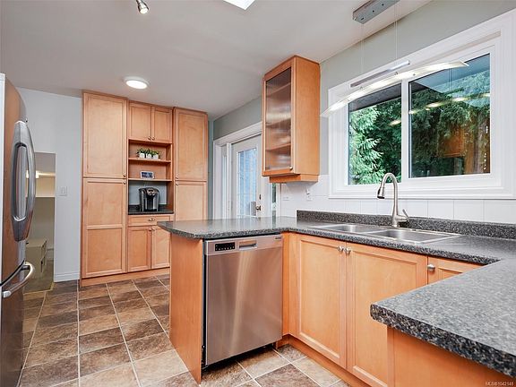 5th image of 6429 Rodolph Rd