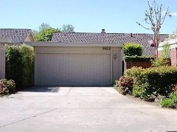 8812 Bluff Ln, Fair Oaks, CA 95628
