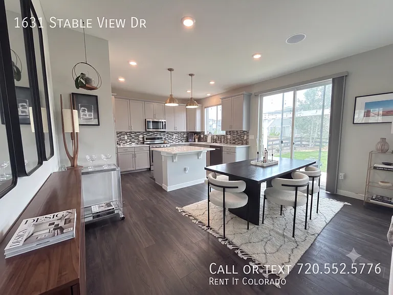 1631 Stable View Dr — Photo 2