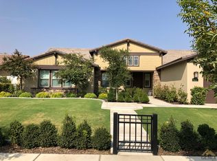 3101 Barrowby St, Bakersfield, CA 93311