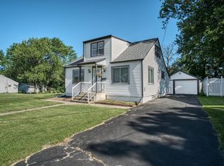 545 Indiana Ave, Lowell, IN