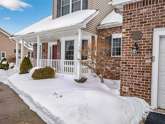 2nd image of 133 Blue Aspen Way