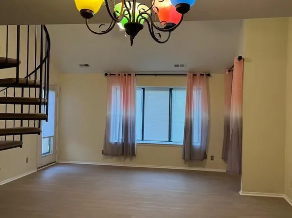 2504 Sussex Ct, Mount Laurel, NJ 08054