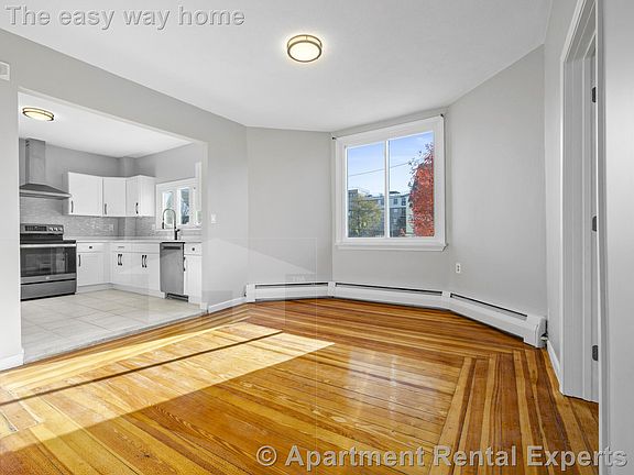 4th image of 42 William St #2A