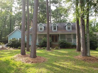 545 Laura Dr N, Mandeville, LA 70448