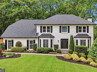 925 Kingridge Ct, Roswell, GA 30075