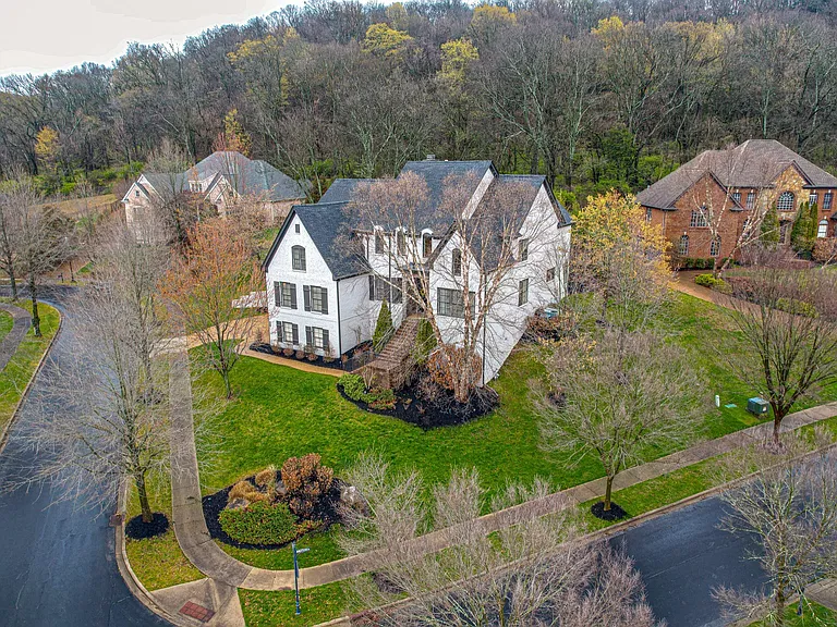 219 King Arthur Cir — Photo 33