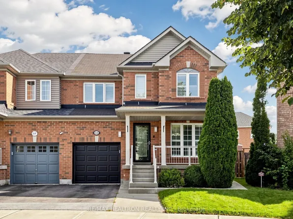 13 Stotts Cres, Markham, ON L6E 1T4