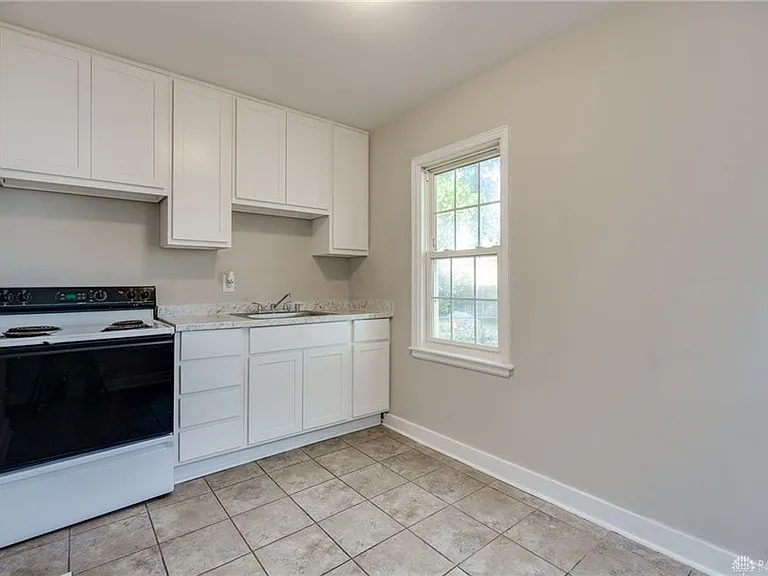 337-339 Wayne Dr #379 — Photo 10