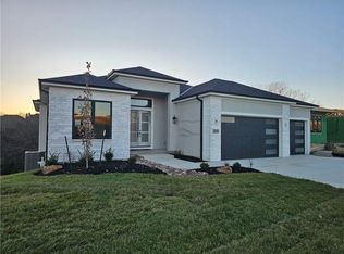 23939 W 113th Ter, Olathe, KS 66061