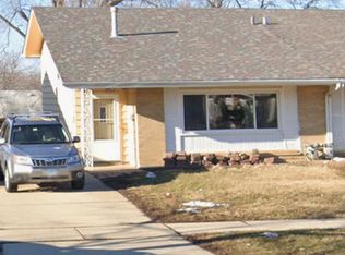 186 Bode Rd, Hoffman Estates, IL 60169