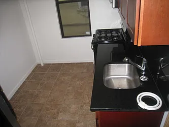 Rented by Alexiou Realty