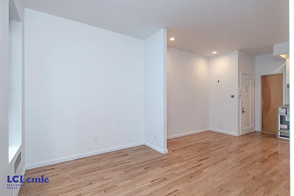 Rented by LC Lemle Real Estate Group | media 12