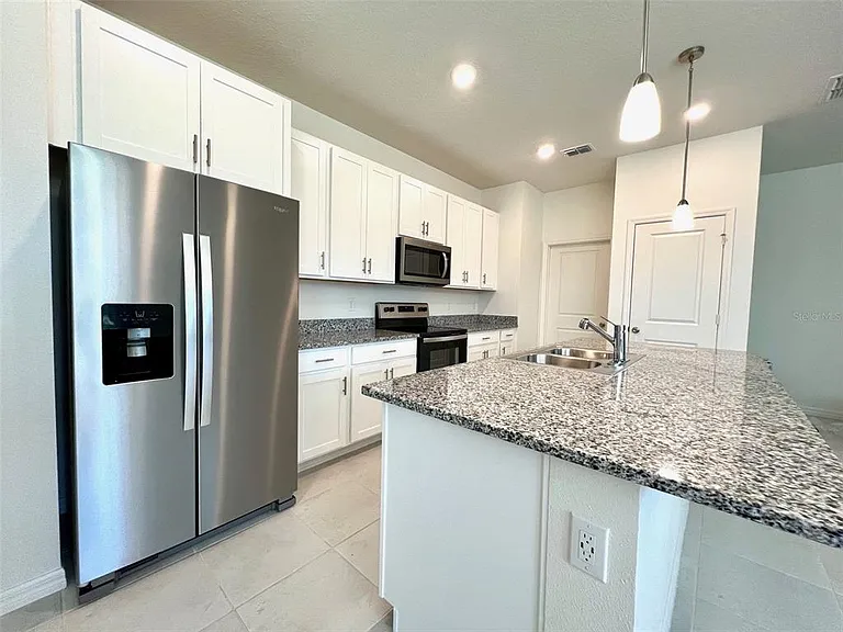 16365 Winding Preserve Cir — Photo 4
