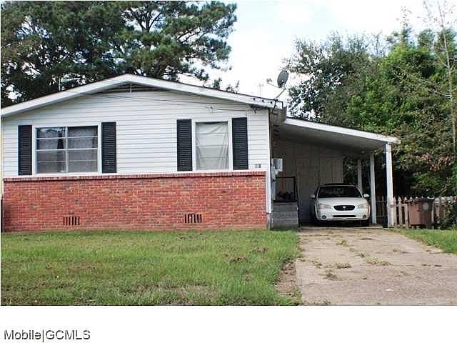 1st image of 460 Pinehill Dr S