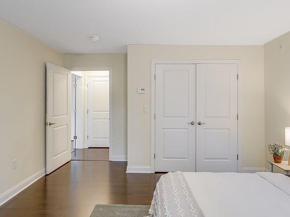 3rd image of 39 Fayette St #401