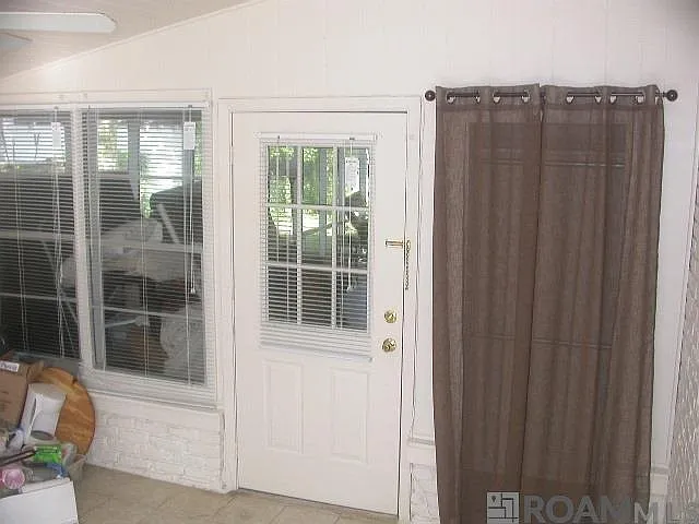 1977 Cherrydale Ave — Photo 9