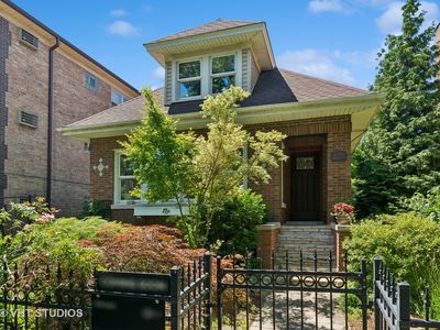 7248 N Hamilton Ave, Chicago, IL, 60645