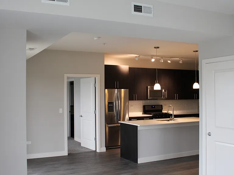 Woodview Apartments — Photo 37