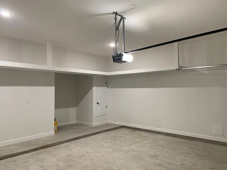 938 Airship Pl — Photo 24
