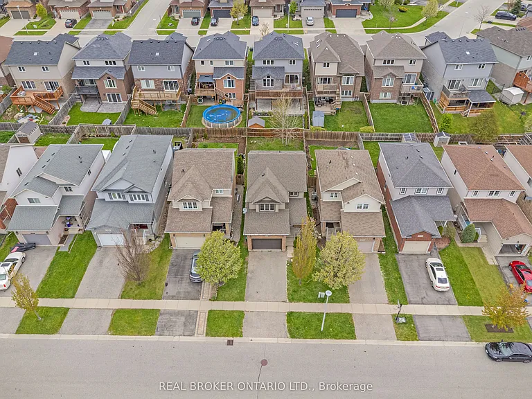 1047 Marquette Dr — Photo 38