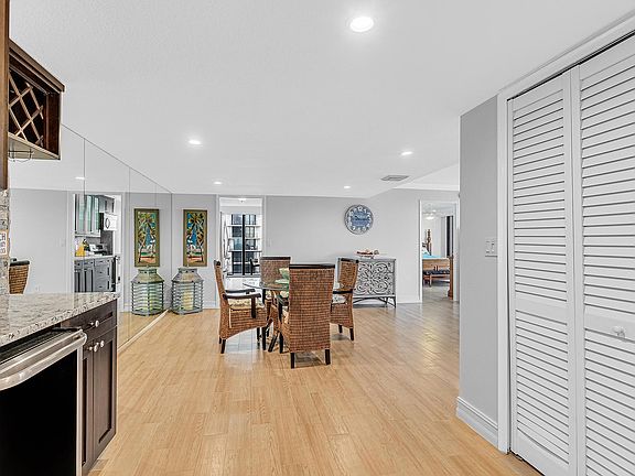 5th image of 4200 N Ocean Dr APT 1-605