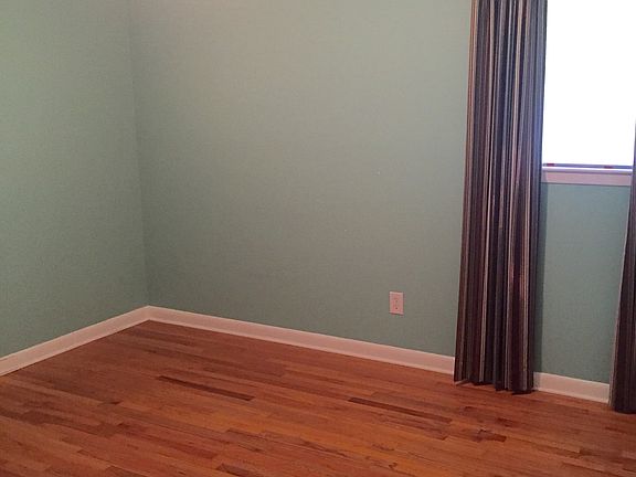 2nd image of 3657 Lynnwood Dr