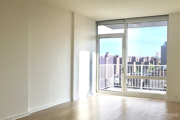 Rented by City Connections Realty | media 11