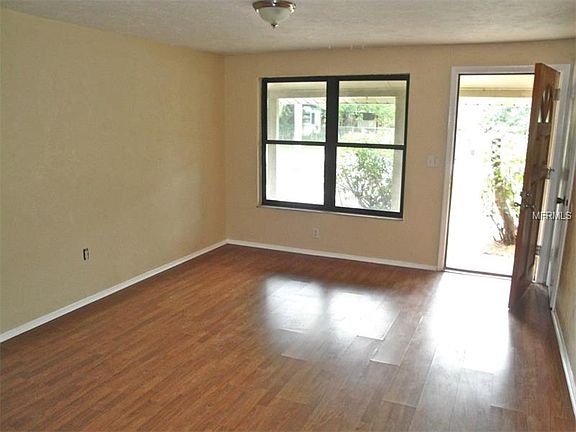 2nd image of 46 Horton Cir