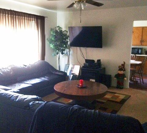 2nd image of 2108 N Kensington Way