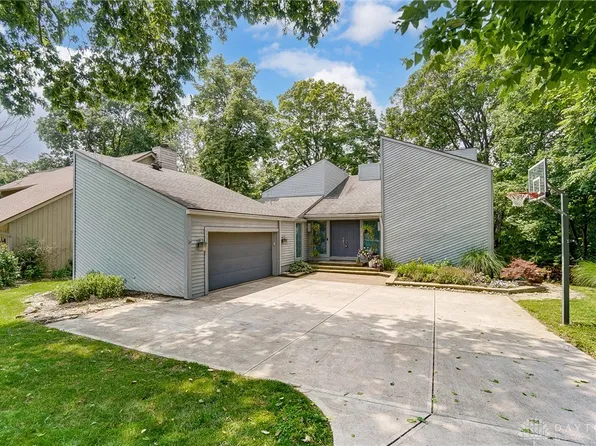 2020 Settlers Trl, Vandalia, OH 45377