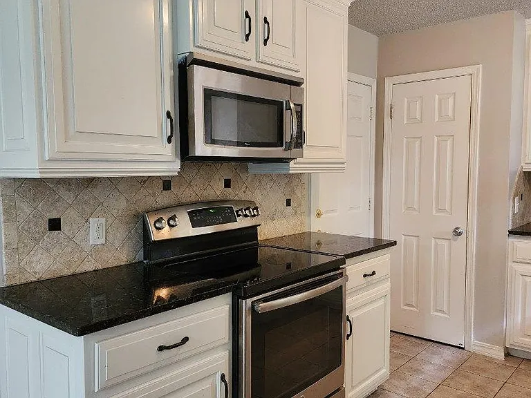 5631 S 85th East Ave — Photo 7
