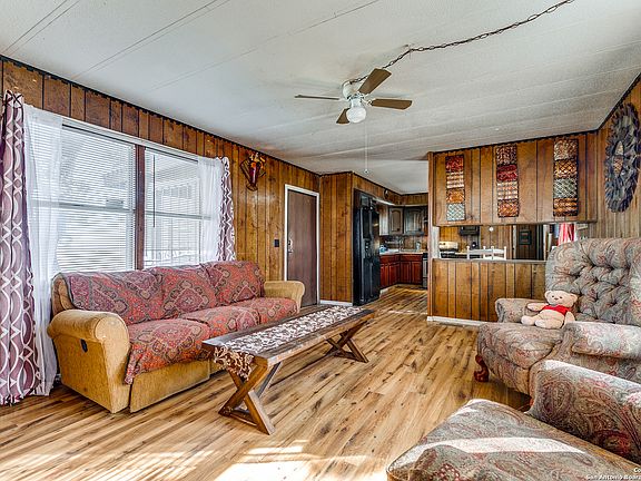 5th image of 1018 Nakoosa Dr