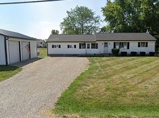 1295 Ginder Rd NW, Lancaster, OH 43130