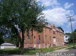 301 2nd St, Le Sueur, MN 56058