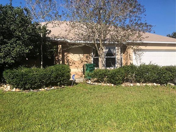 2nd image of 844 Marquis Ct