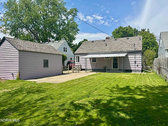 5th image of 1109 Branleigh Dr
