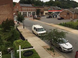 157 E Main St, Scottsville, VA 24590